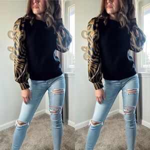 Fate swanky Black Knit long statement sleeve Top size small